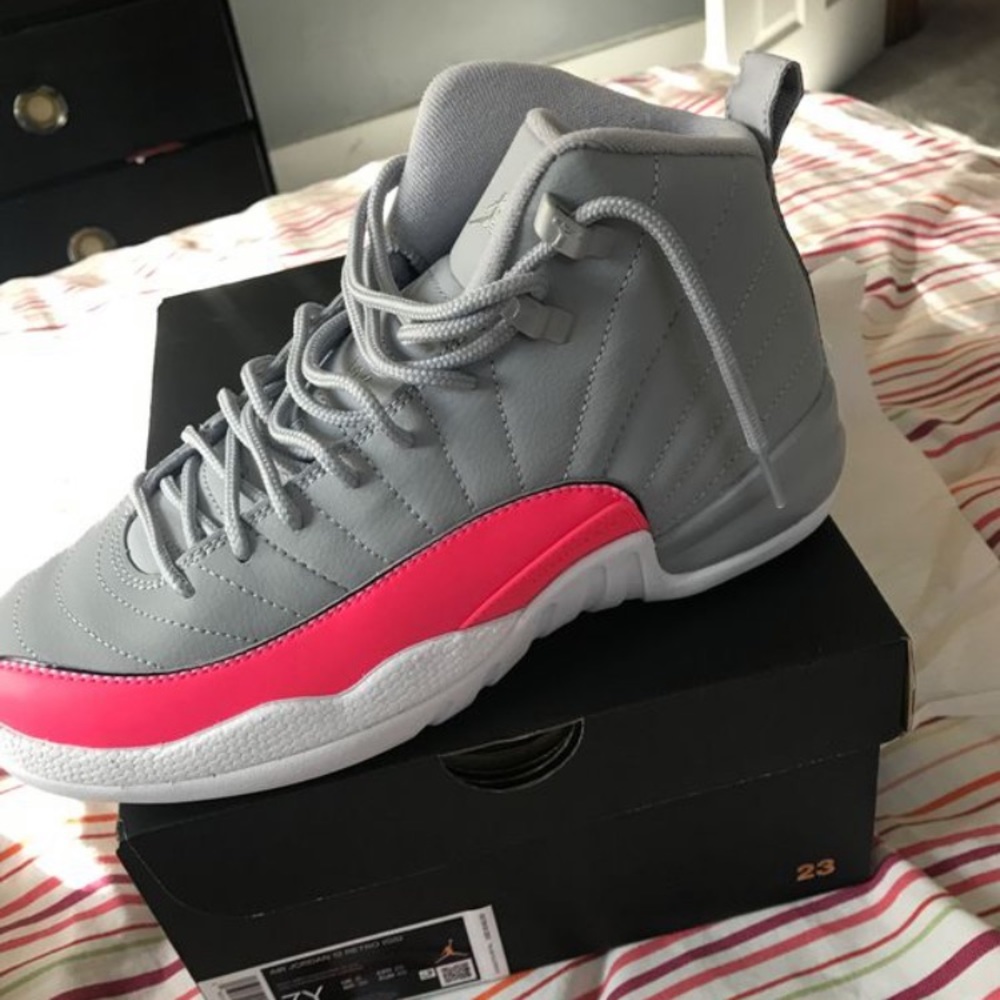 Jordan 12 retro